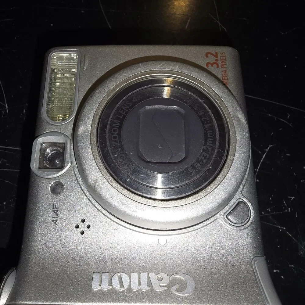 Canon PowerShot A510 Digital Camera, Zoom Lens 4X Silver W Dc 60 Read Descriptio